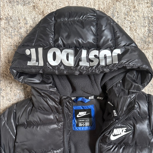 Brand new Nike Black and Blue Hooded Jacket. New without tags - Picture 3 of 7
